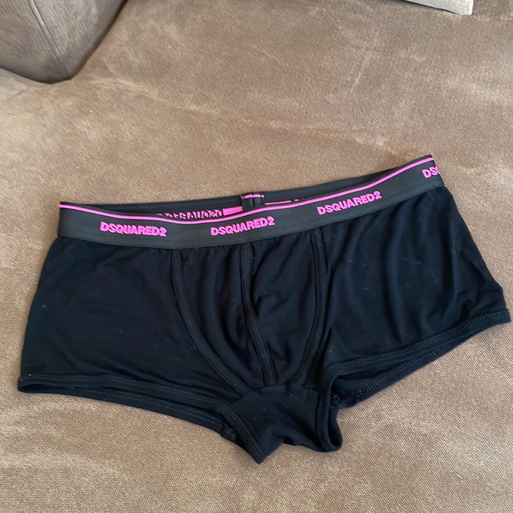 Dsquared2 mens medium briefs.